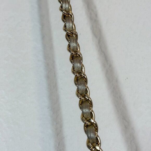 Tory Burch Woven Shoulder Bag Purse Tote Gold Accents Tassels Natural - Picture 8 of 14